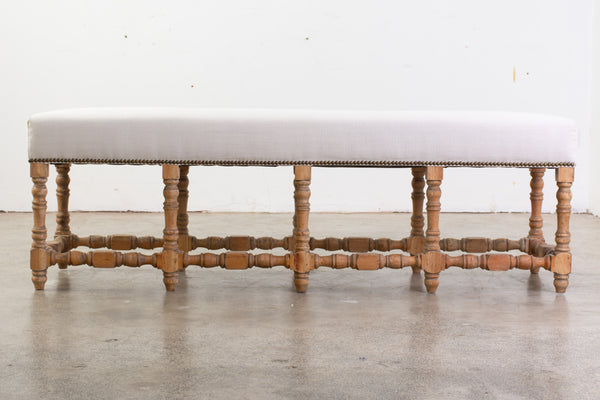 Bleached Montpellier Stool