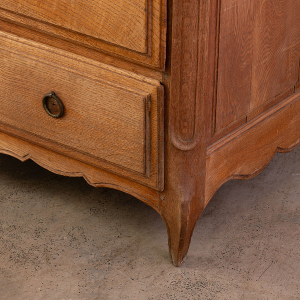 19th CenturNorthern European Oak Commode