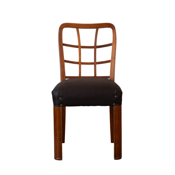A Set of Eight Italian Art Deco Oak Dining Chairs, by Vittorio Valabrega