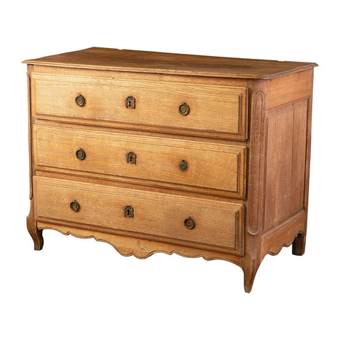 19th CenturNorthern European Oak Commode