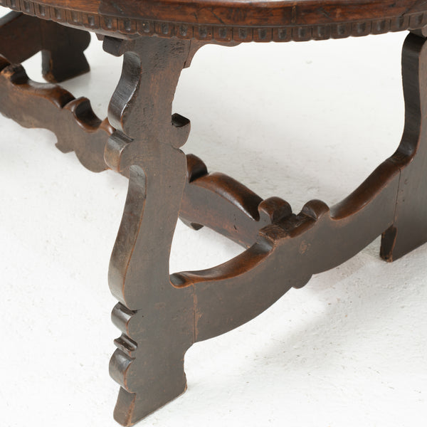 19th Century Italian Oval Baroque Style Dining Table