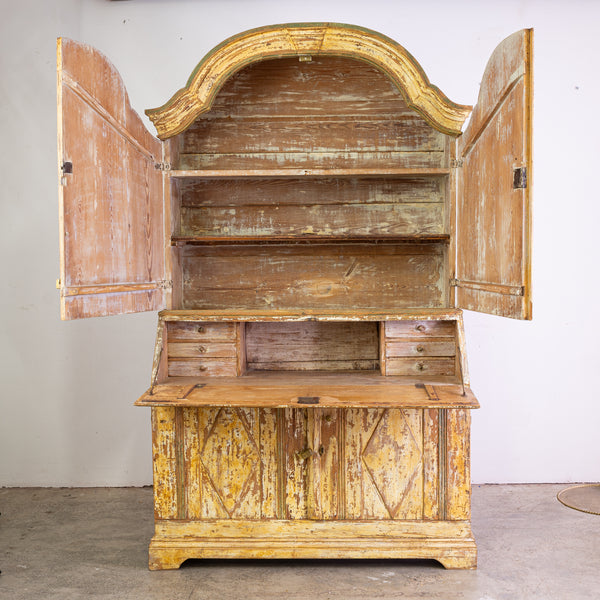 A Swedish Baroque period slant-front Secretary