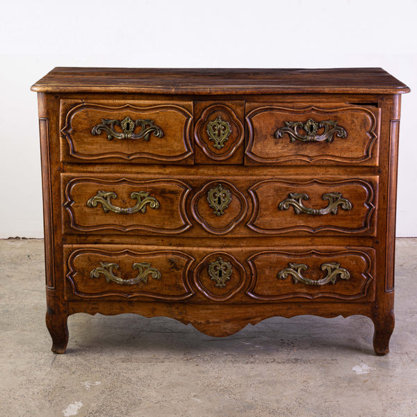 A Regence Walnut Commode