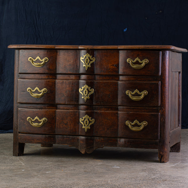 A Superb 18th Century French Provincial Oak Commode