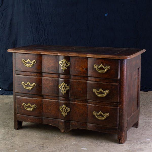 A Superb 18th Century French Provincial Oak Commode