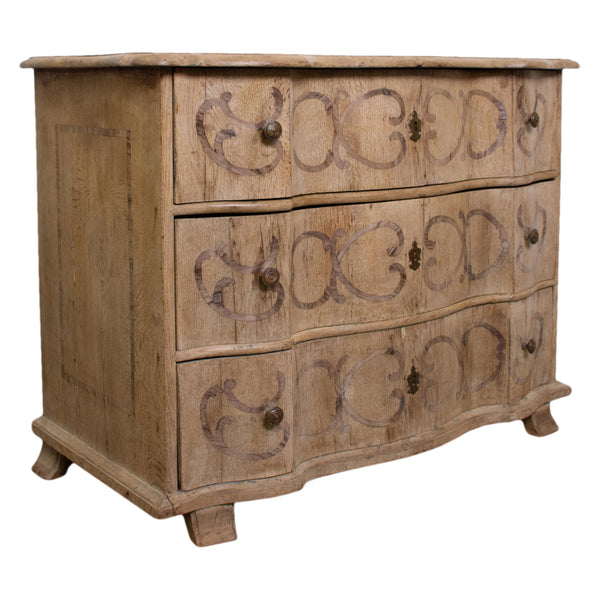 18th Century Bleached Oak Serpentine Chest