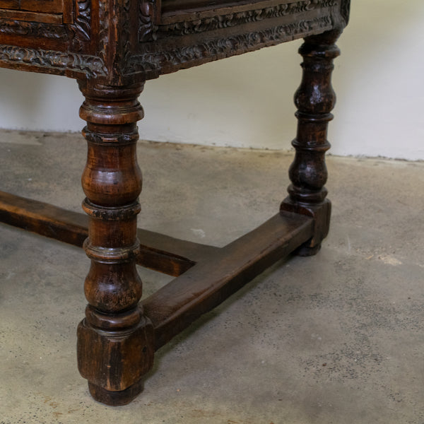 18th Century Spanish Chestnut Kneehole Desk
