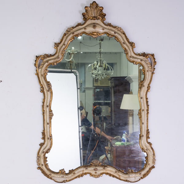 Early 20th Century Giltwood Mirror